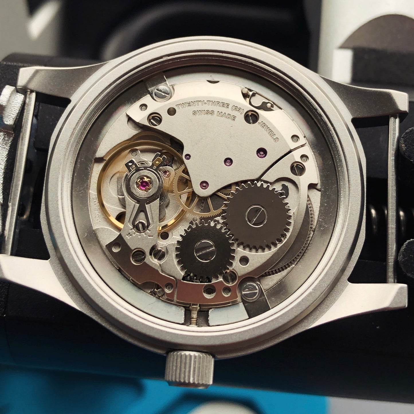 Aeschbach 1944 Swiss Edition with Sellita SW216 mechanical movement, 36mm