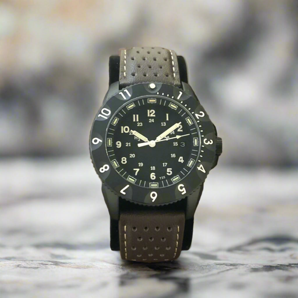 Enoksen 'Tactic' E09/BQ BLACK EDITION - Swiss Quartz Tactical Watch - 42mm